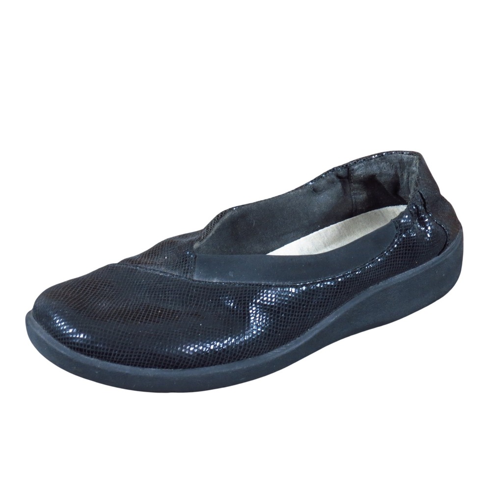 Clarks Sillian Jetay Women Walking Shoe Size 8 Comfort Black Snakeskin Print